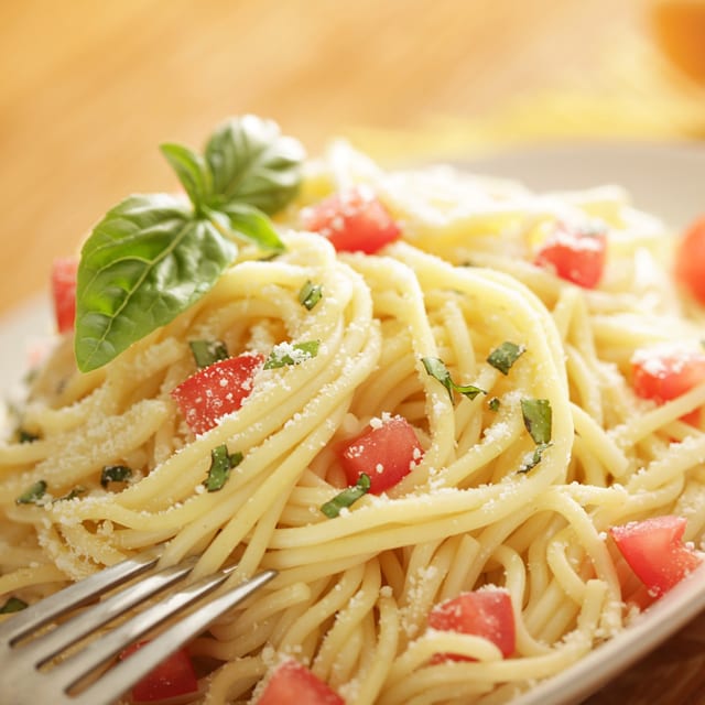Tomato Basil & Garlic Pasta.